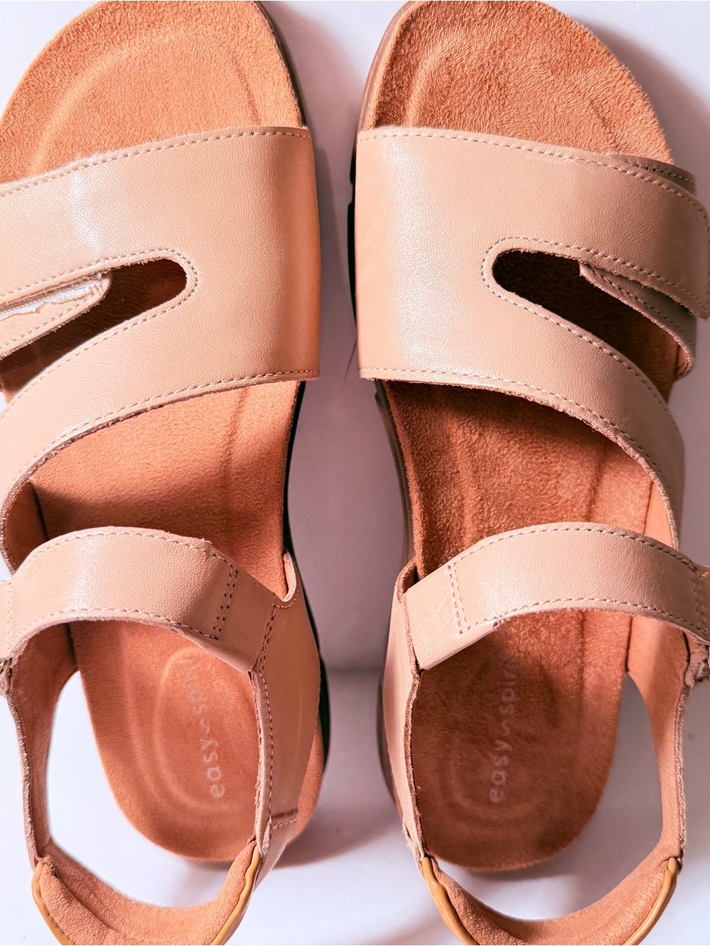 Easy spirit women’s Sandles NWB 6 1/2 nude